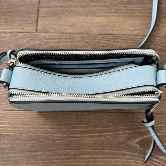 baby blue leather crossbody bag - Picture 3 of 7